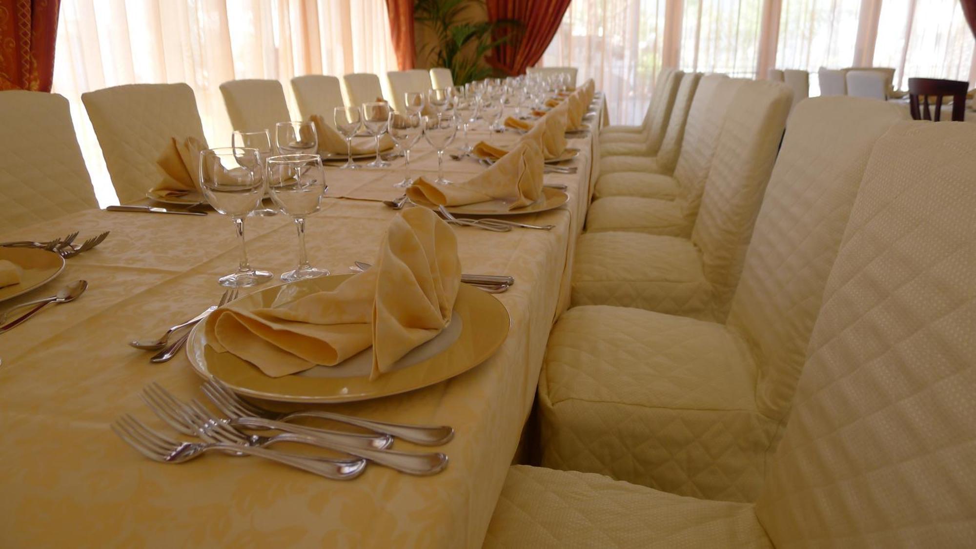 King'S House Hotel Resort มาสคาลิ ภายนอก รูปภาพ
