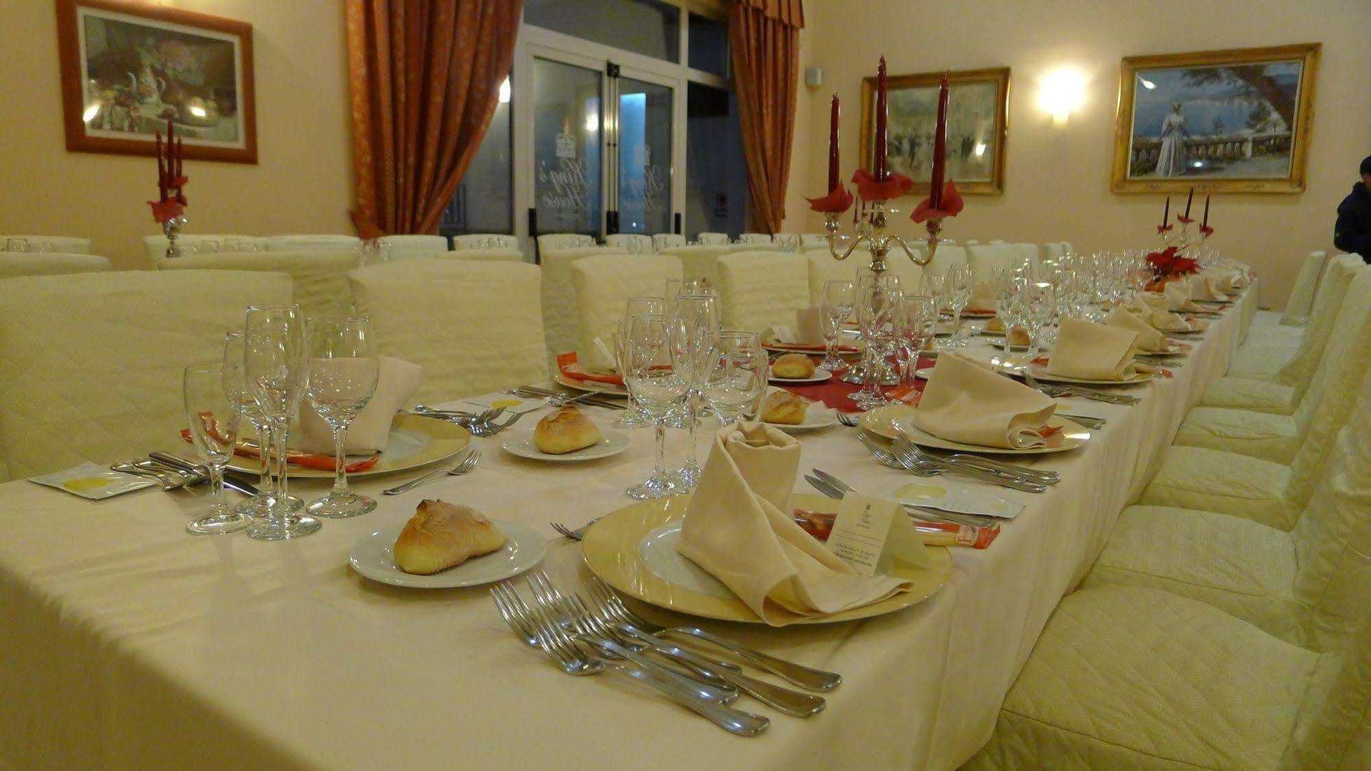 King'S House Hotel Resort มาสคาลิ ภายนอก รูปภาพ