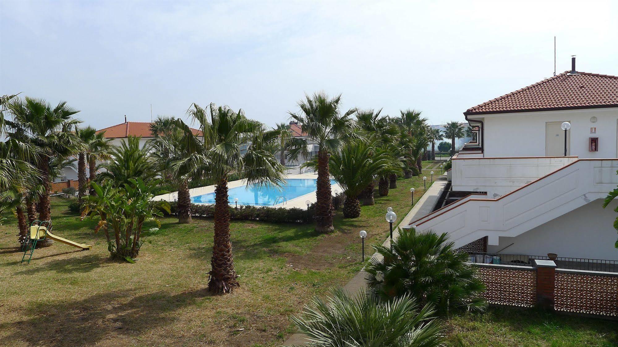 King'S House Hotel Resort มาสคาลิ ภายนอก รูปภาพ